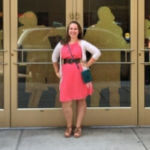 Meet your Posher, Lauren